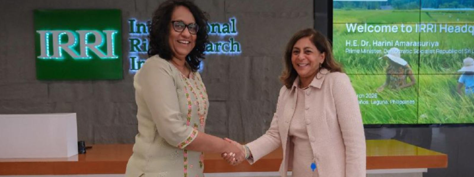 Prime Minister Visits IRRI in Philippines